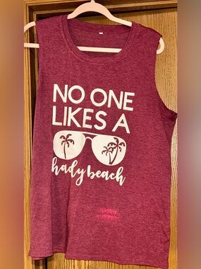 Women’s Sleeveless Graphic Tank Top - Maroon "No One Likes a Shady Beach"